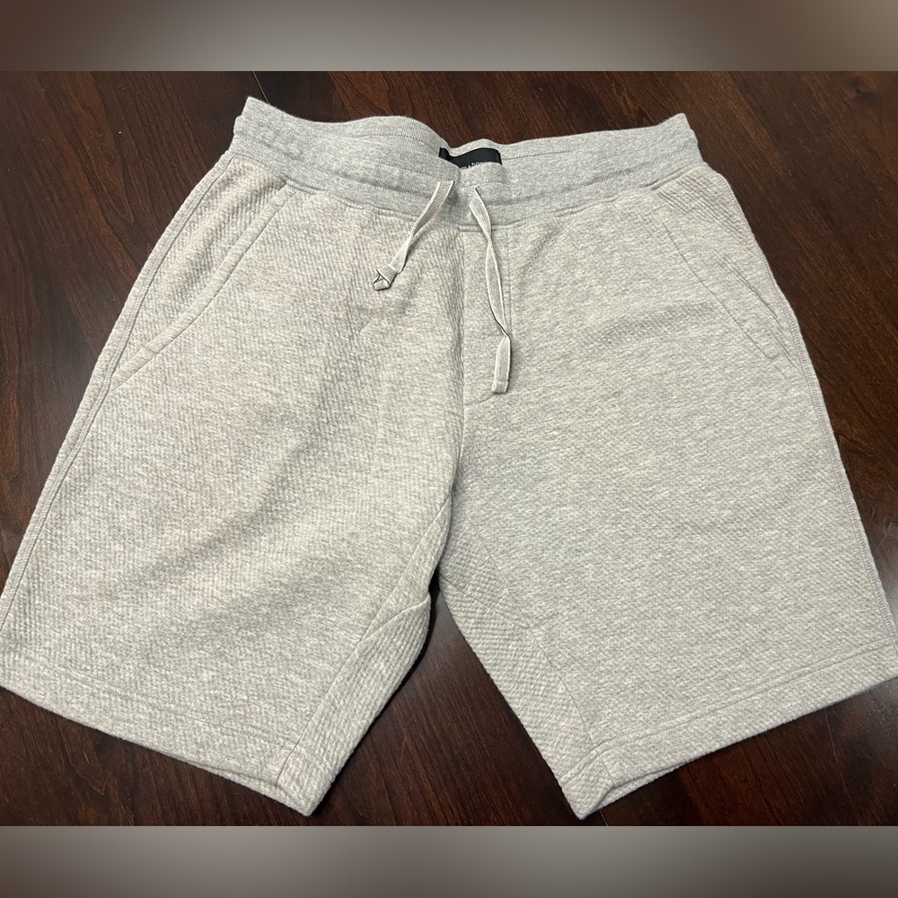 Wings + Horns Men’s Cotton Shorts Size Large Made in Canada
